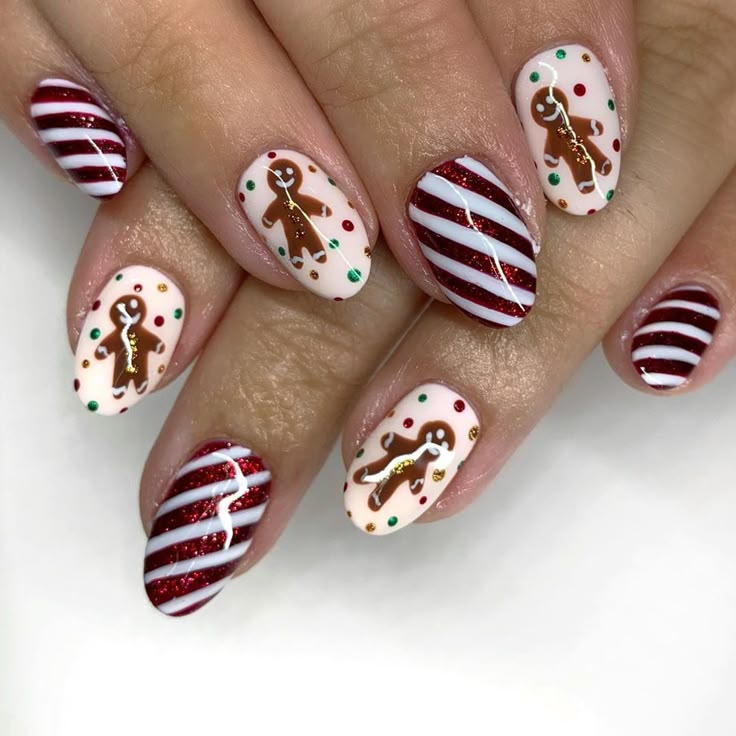 Gingerbread Nail Art Design Candy can