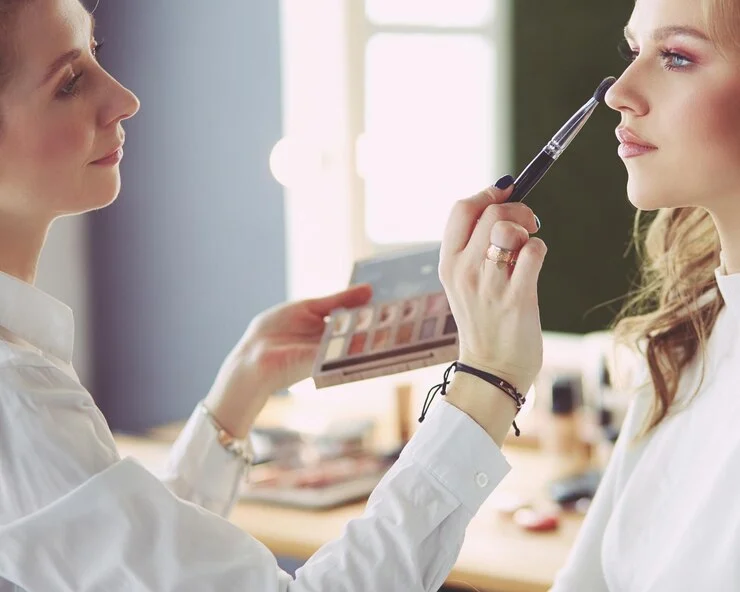 What Makes Laura Makeup Special